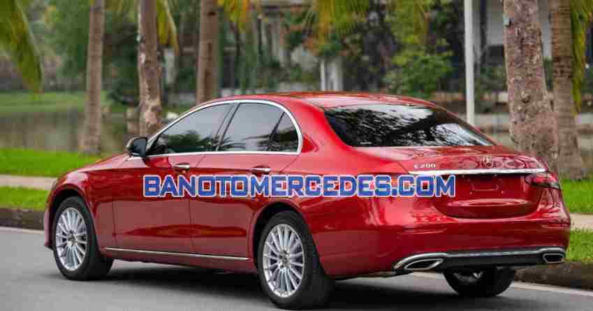 Cần bán gấp Mercedes Benz E class E200 Exclusive đời 2022, màu Đỏ