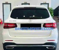 Cần bán gấp xe Mercedes Benz GLC 300 4Matic năm 2018, màu Trắng, Số tự động