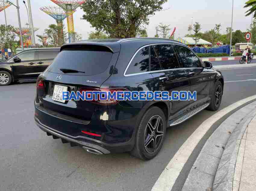 Cần bán xe Mercedes Benz GLC 300 4Matic năm 2020 màu Đen cực đẹp