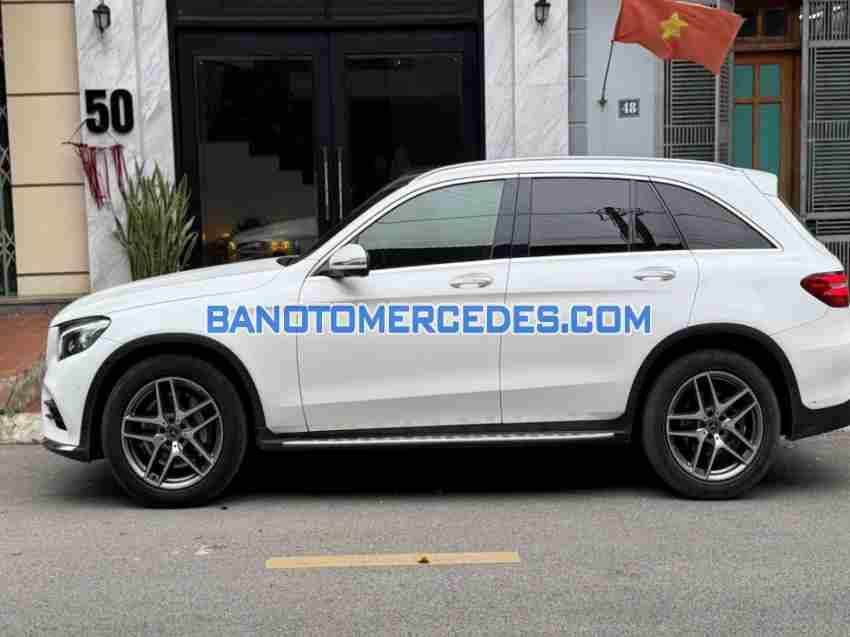 Mercedes Benz GLC 300 4Matic model 2018 xe chuẩn hết ý