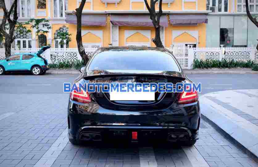 Cần bán xe Mercedes Benz C class C300 AMG sx 2018