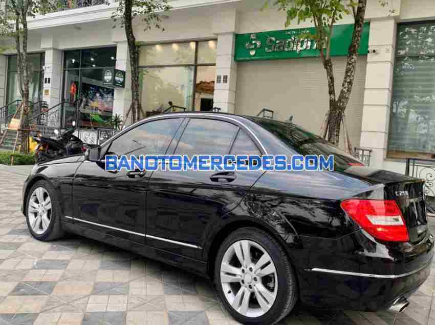 Cần bán xe Mercedes Benz C class C250 2012, xe đẹp