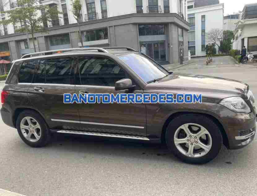 Cần bán gấp xe Mercedes Benz GLK Class GLK250 4Matic năm 2014, màu Nâu, Số tự động