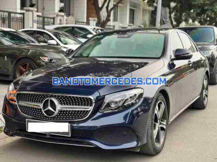 Cần bán gấp xe Mercedes Benz E class E250 2017 màu Xanh