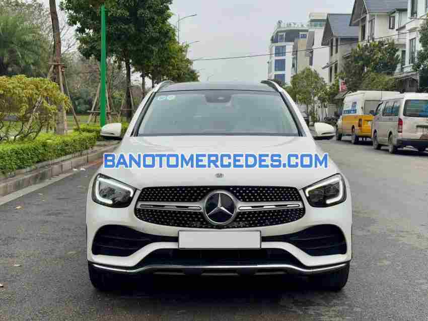 Cần bán gấp Mercedes Benz GLC 300 4Matic 2020 - Xe đẹp - Giá tốt