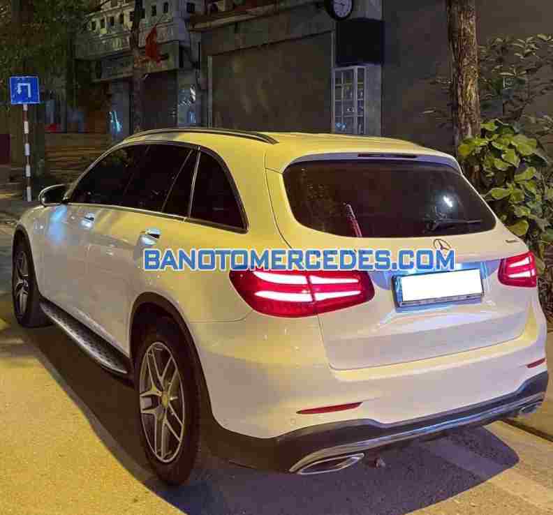 Cần bán Mercedes Benz GLC 300 4Matic 2016 - Số tự động