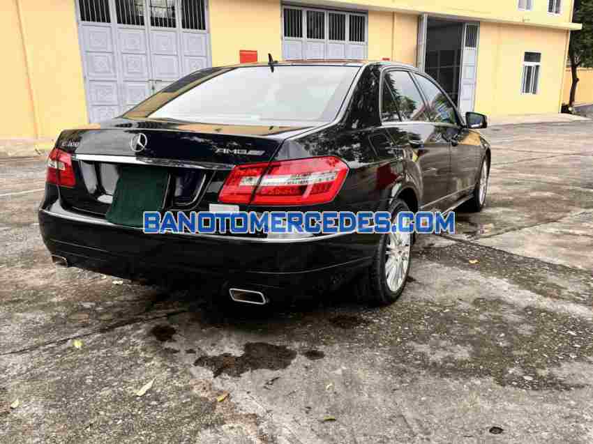 Cần bán Mercedes Benz E class E300 2010 xe đẹp