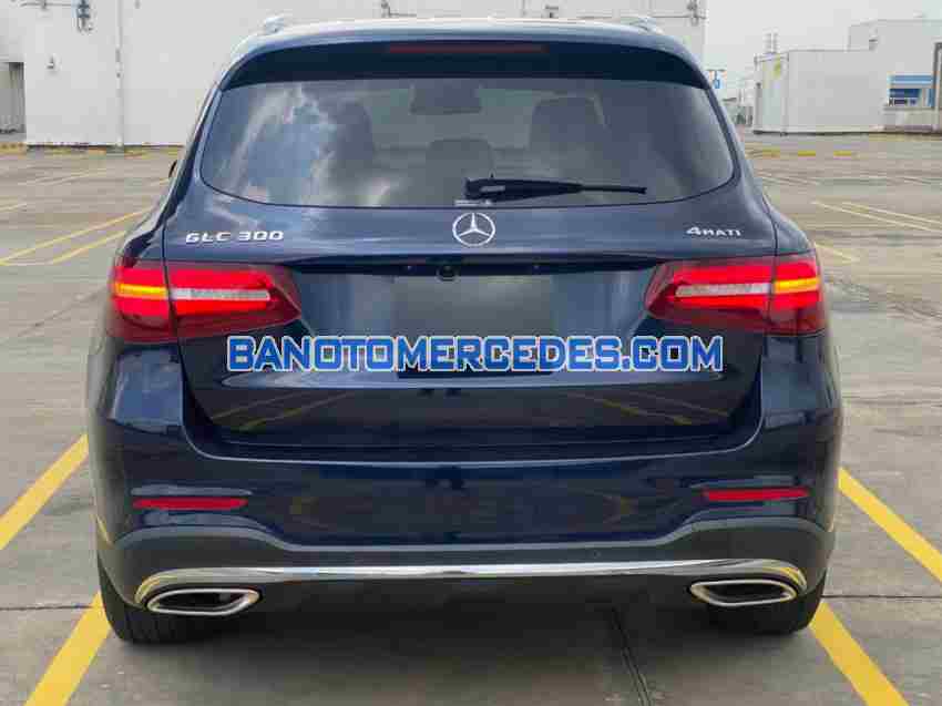 Cần bán Mercedes Benz GLC 300 4Matic Máy xăng 2019 màu Xanh