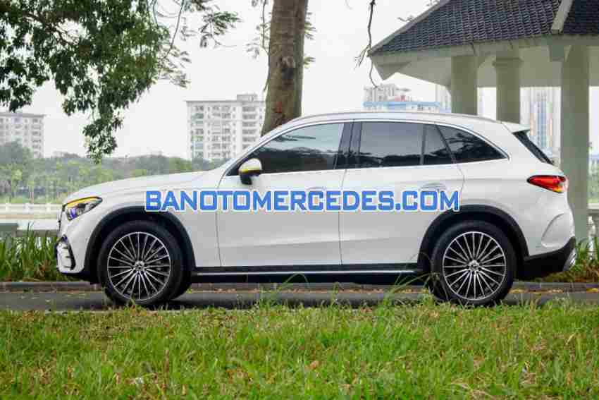 Cần bán xe Mercedes Benz GLC Số tự động 2023
