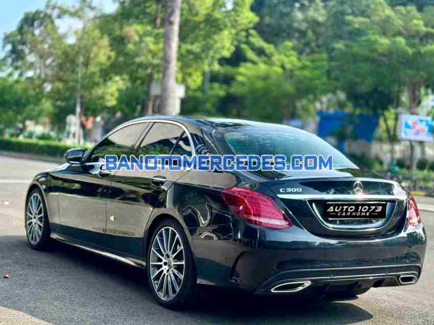 Cần bán Mercedes Benz C class C300 AMG đời 2017