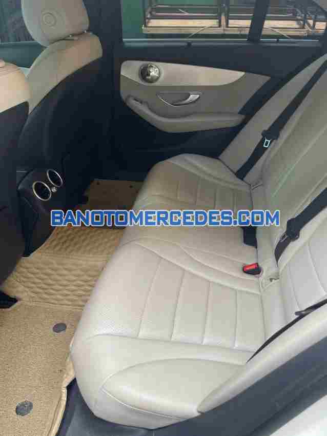 Xe Mercedes Benz C class C200 đời 2015 đẹp bán gấp