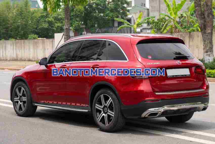 Cần bán xe Mercedes Benz GLC 200 4Matic sx 2021