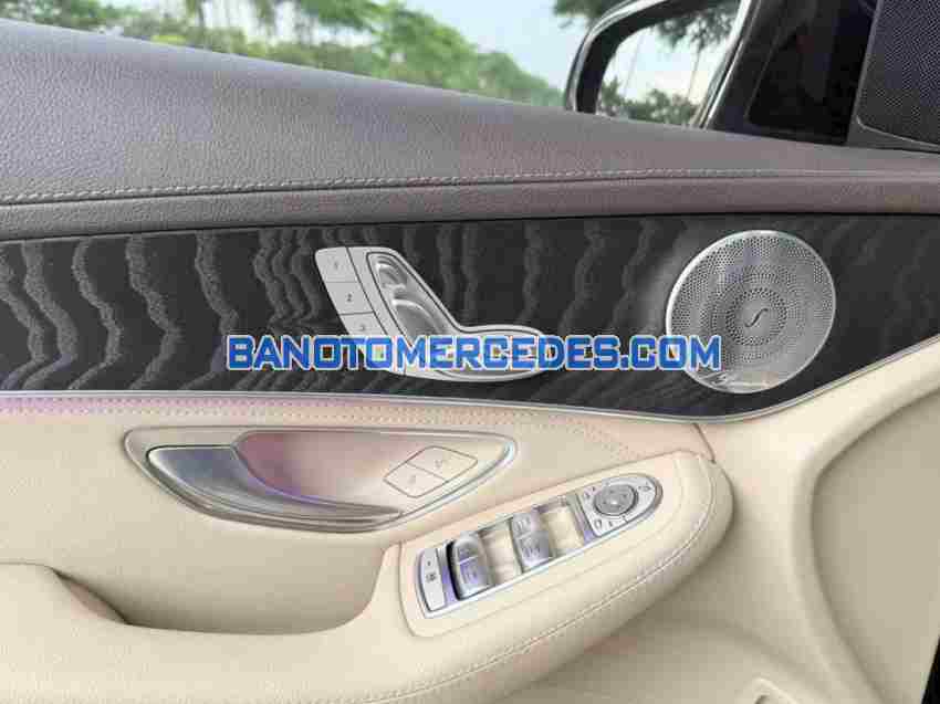 Mercedes Benz GLC 300 4Matic 2019 giá cực tốt