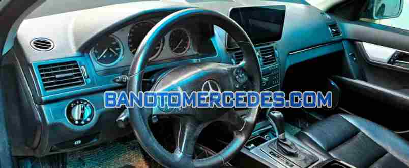 Cần bán gấp Mercedes Benz C class C230 Avantgarde đời 2008, màu Đen