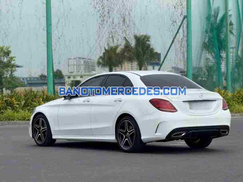 Cần bán nhanh Mercedes Benz C class C300 AMG 2019 cực đẹp