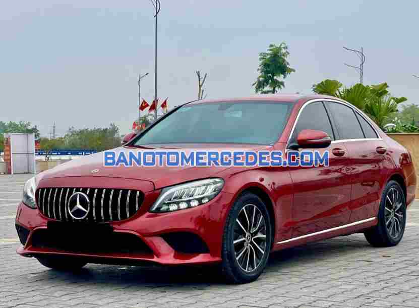 Cần bán xe Mercedes Benz C class C200 năm 2019 màu Đỏ cực đẹp