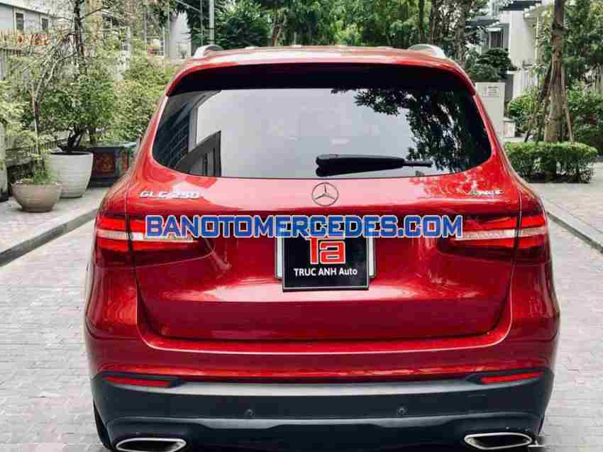 Mercedes Benz GLC 250 4Matic 2019 giá cực tốt
