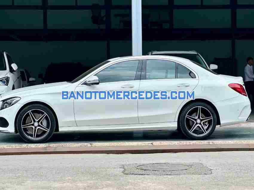Cần bán xe Mercedes Benz C class C300 AMG sx 2015