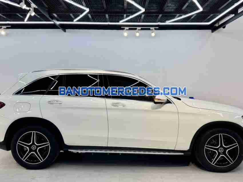 Cần bán xe Mercedes Benz GLC 300 4Matic sx 2021