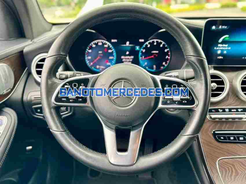 Cần bán gấp Mercedes Benz GLC 200 4Matic 2020 - Xe đẹp - Giá tốt