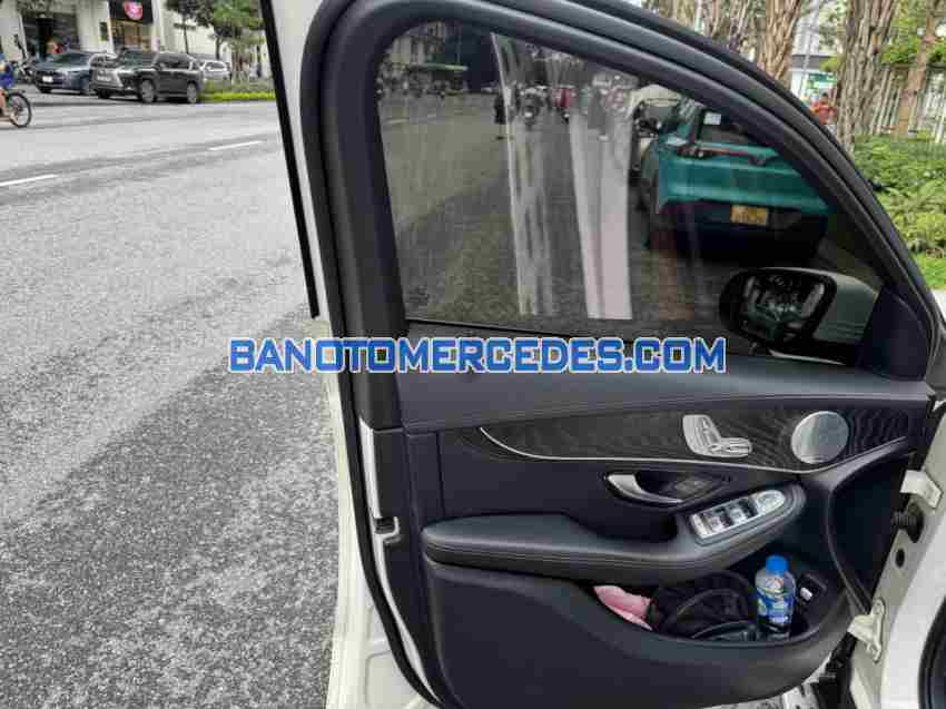 Cần bán xe Mercedes Benz GLC 300 4Matic 2019 Số tự động màu Trắng
