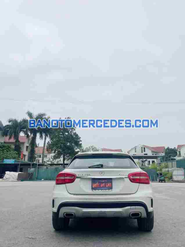 Mercedes Benz GLA class GLA 250 4Matic năm sản xuất 2015 giá tốt