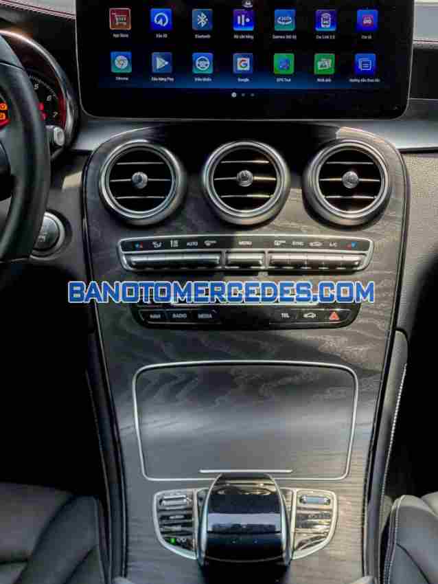 Bán xe Mercedes Benz GLC 300 4Matic sx 2019 - giá rẻ