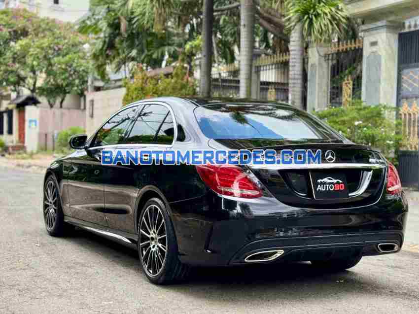 Cần bán Mercedes Benz C class C300 AMG 2017 xe đẹp