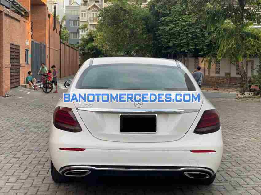 Mercedes Benz E class E200 model 2016 xe chuẩn hết ý