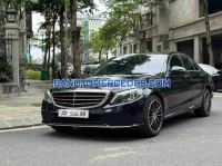Cần bán gấp Mercedes Benz C class C200 Exclusive đời 2019, màu Đen