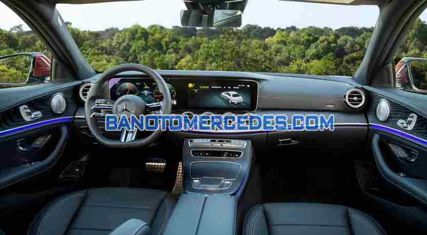 Bán Mercedes Benz E class E300 AMG đời 2023 quá đẹp