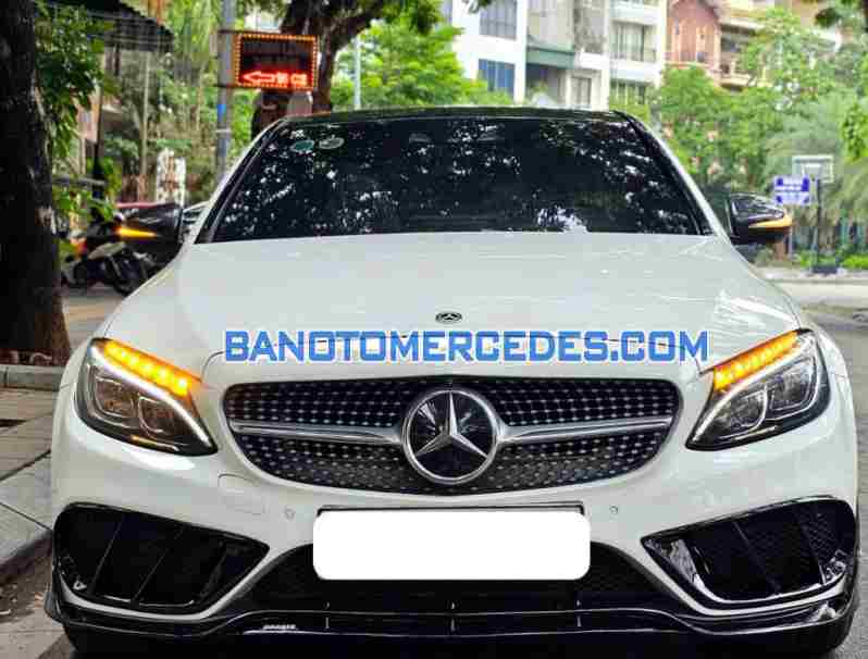 Mercedes Benz C class C300 AMG 2018, xe đẹp, hết ý