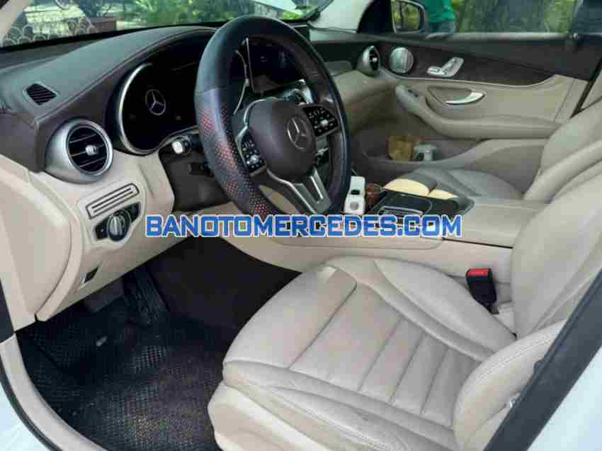 Cần bán gấp Mercedes Benz GLC 200 4Matic 2020 - Xe đẹp - Giá tốt