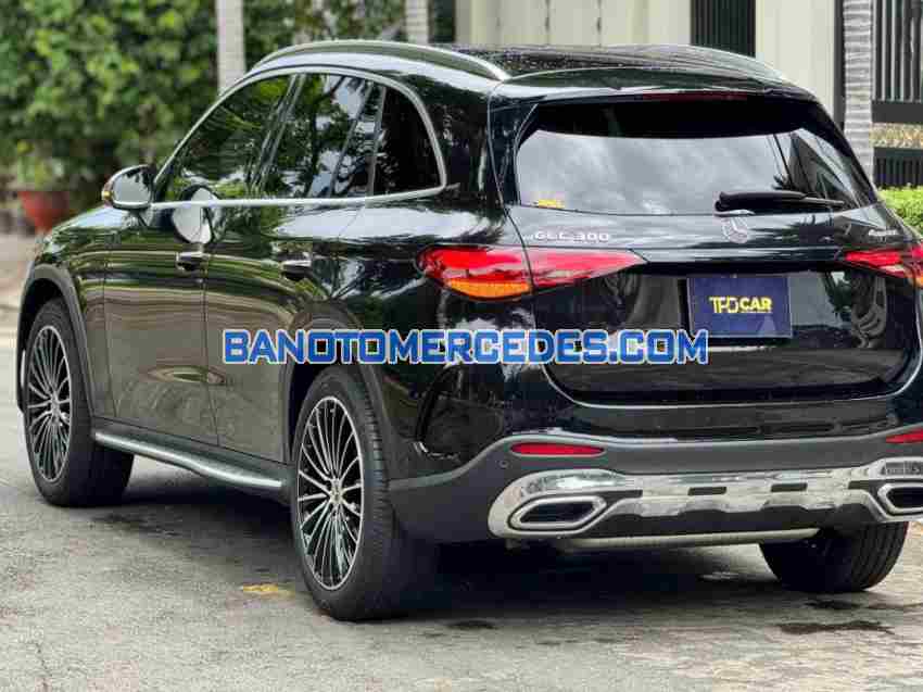 Cần bán Mercedes Benz GLC 300 4Matic 2023 - Số tự động