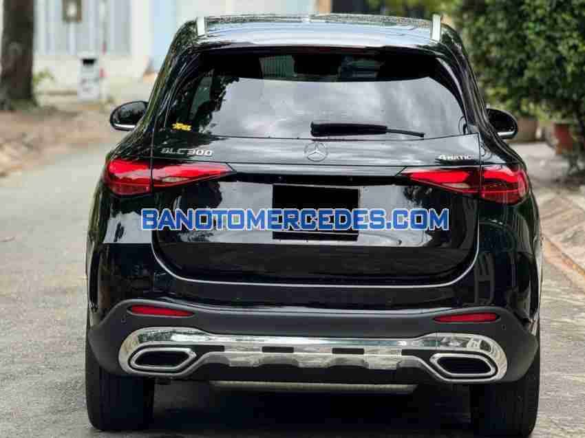 Cần bán gấp Mercedes Benz GLC 300 4Matic 2023 - Xe đẹp - Giá tốt