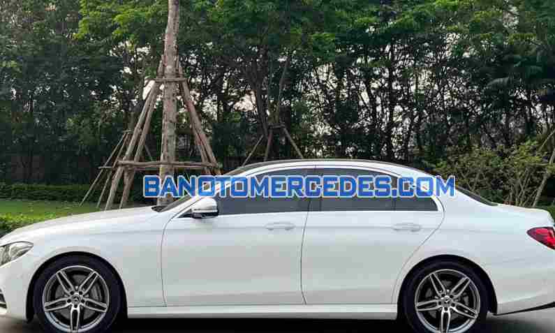 Bán Mercedes Benz E class E350 AMG 2018 - Trắng