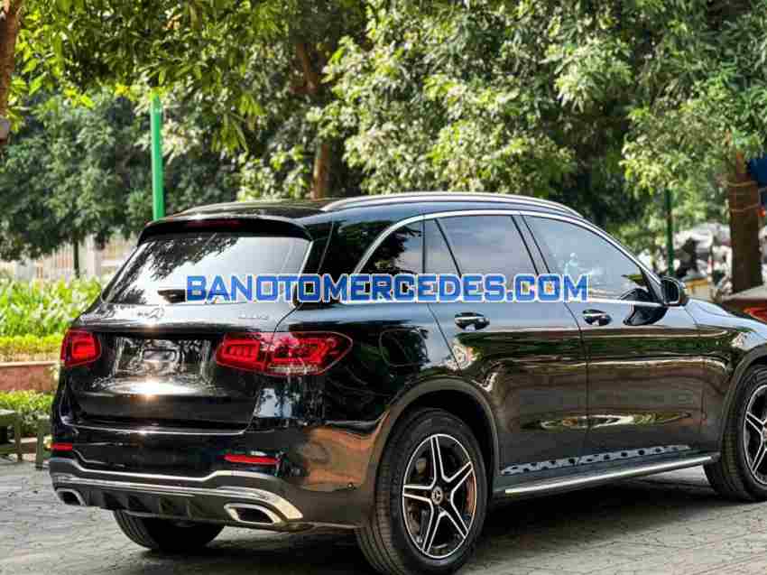 Cần bán gấp Mercedes Benz GLC 300 4Matic năm 2021 giá cực tốt
