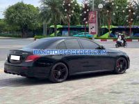 Cần bán gấp xe Mercedes Benz E class E300 AMG năm 2019, màu Đen, Số tự động