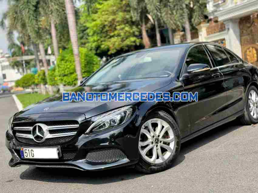 Xe Mercedes Benz C class C200 đời 2019 đẹp bán gấp
