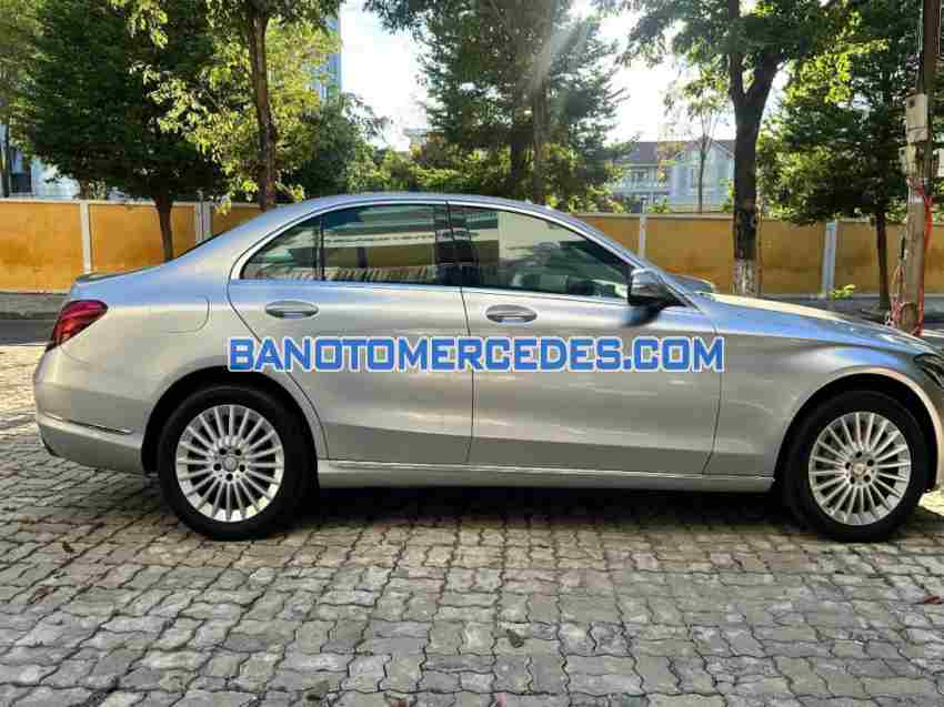 Cần bán xe Mercedes Benz C class C250 Exclusive 2015, xe đẹp
