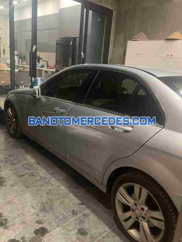Cần bán xe Mercedes Benz C class C250 2014 Số tự động màu Bạc