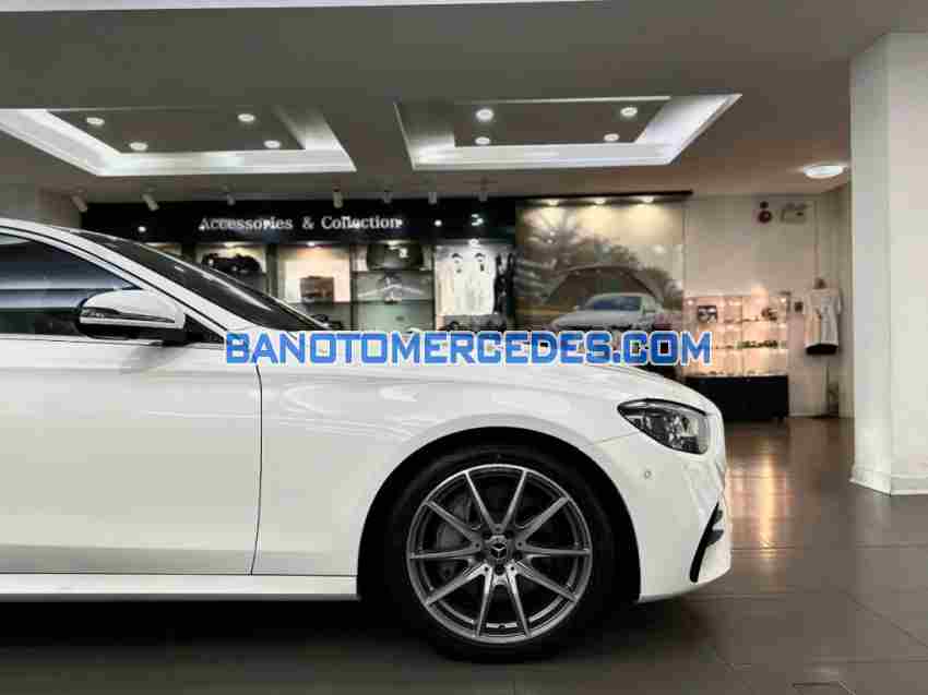 Bán Mercedes Benz E class E300 AMG đời 2025 - màu Trắng
