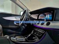 Mercedes Benz E class E180 2025 - màu Đỏ - xe cực đẹp