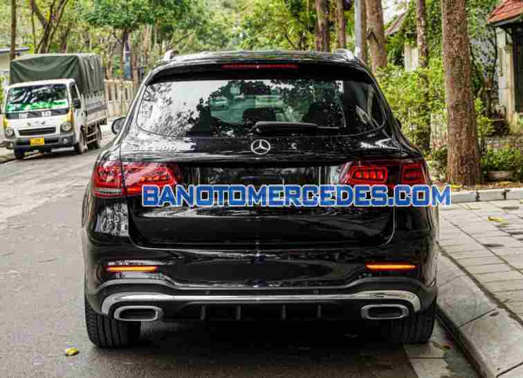 Cần bán Mercedes Benz GLC 300 4Matic 2021, xe đẹp giá rẻ bất ngờ