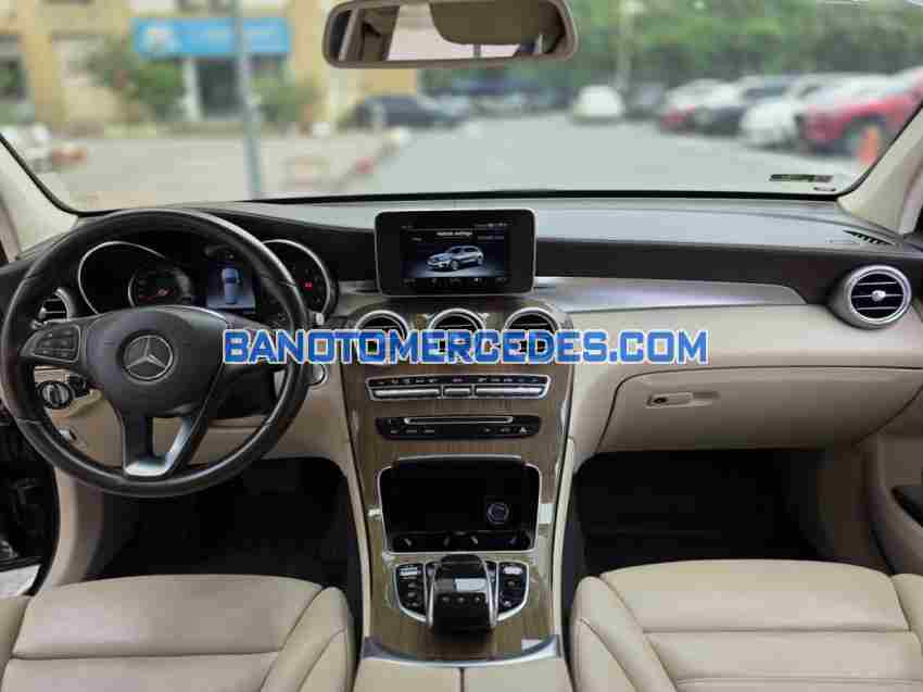 Mercedes Benz GLC 250 4Matic 2019 Máy xăng đẹp long lanh