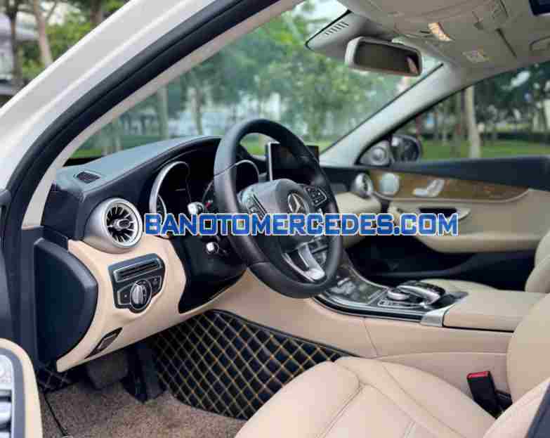 Bán Mercedes Benz C class C250 Exclusive 2015 - Trắng