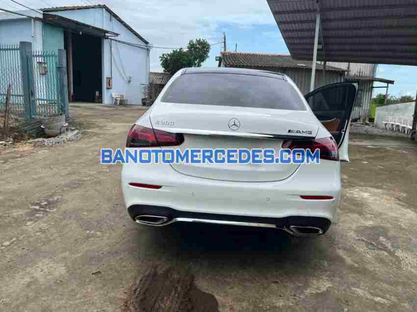 Mercedes Benz E class E300 AMG 2021 Máy xăng đẹp long lanh