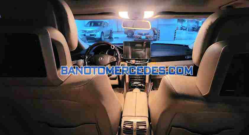 Cần bán Mercedes Benz E class E300 2011 - Số tự động