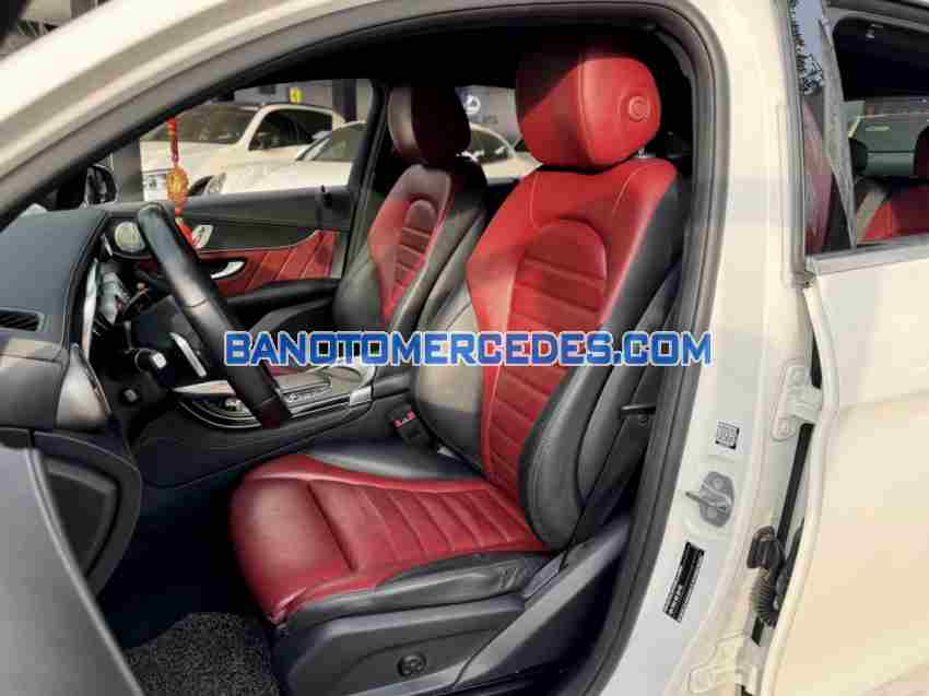 Cần bán Mercedes Benz GLC 300 Coupe 4Matic 2019 - Số tự động
