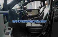 Cần bán gấp xe Mercedes Benz GLB 200 AMG năm 2021, màu Đen, Số tự động